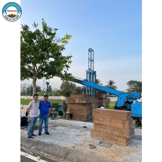 ÉP CỌC BÊ TÔNG HẬU GIANG
